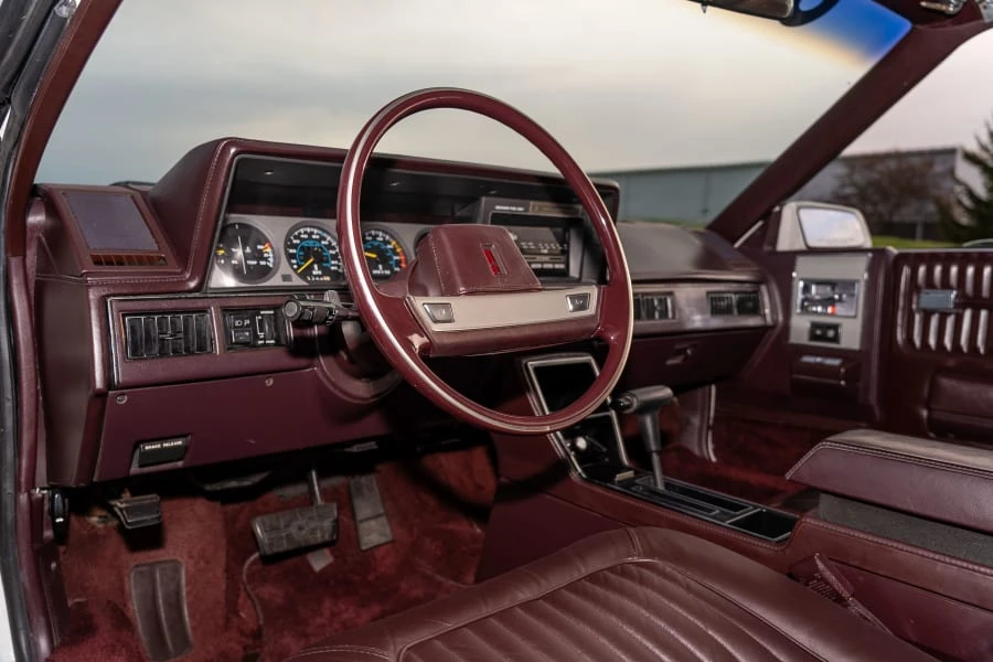 1985 Oldsmobile Cutlass Ciera - Image 17 of 30