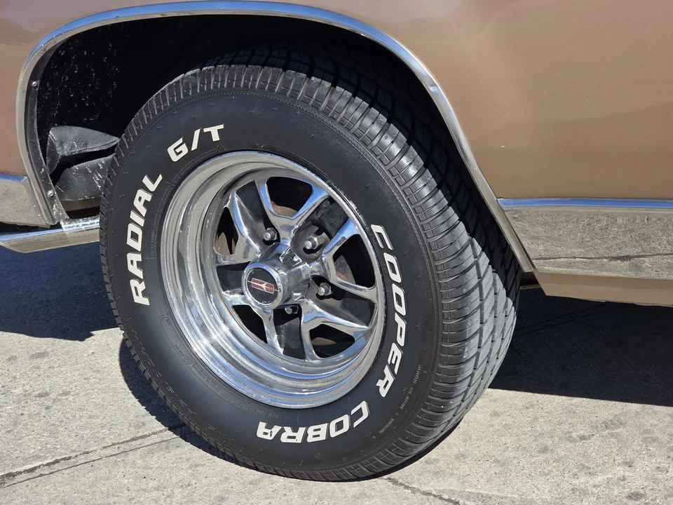 1985 Oldsmobile Cutlass 5th Gen - Image 9 of 21