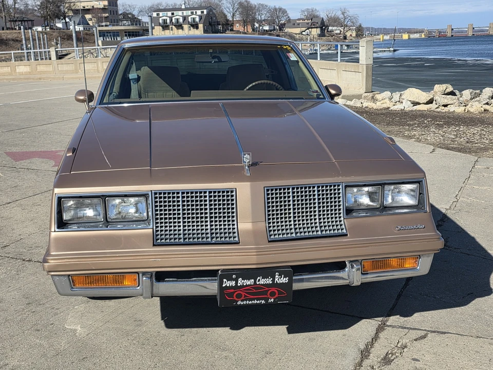 1985 Oldsmobile Cutlass 5th Gen - Image 12 of 21