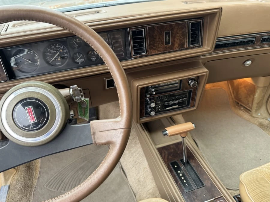 1985 Oldsmobile Cutlass 5th Gen - Image 5 of 10