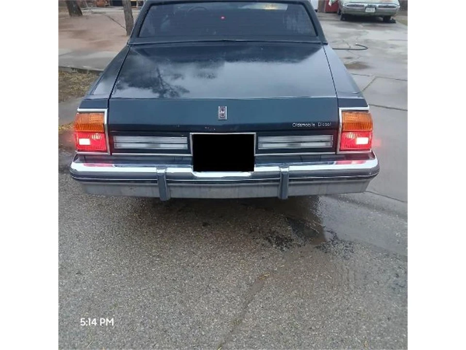 1985 Oldsmobile 88 - Image 2 of 24
