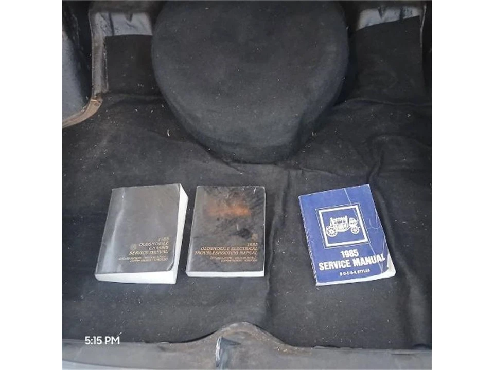1985 Oldsmobile 88 - Image 17 of 24