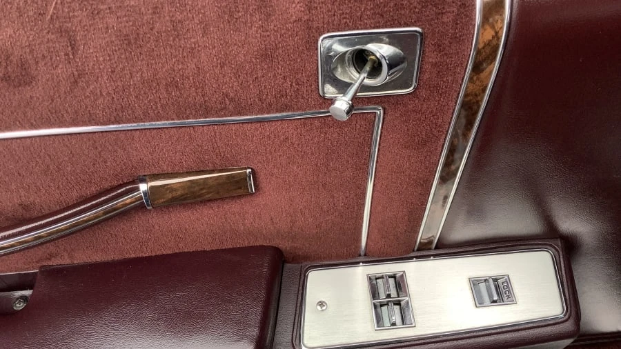 1985 Oldsmobile 88 - Image 14 of 29