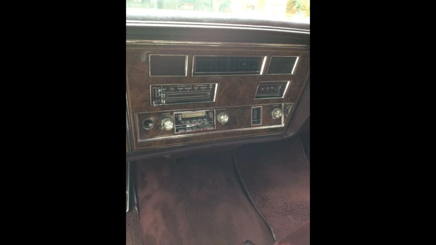 1985 Oldsmobile 98 - Image 7 of 12