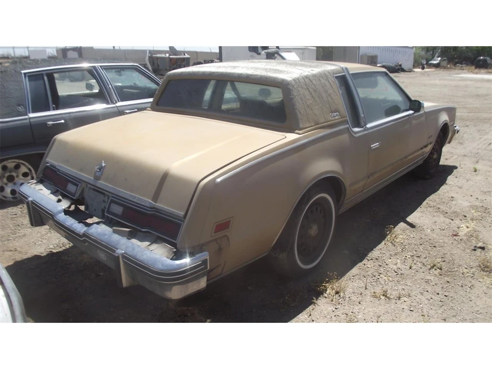 1985 Oldsmobile Toronado - Image 2 of 5