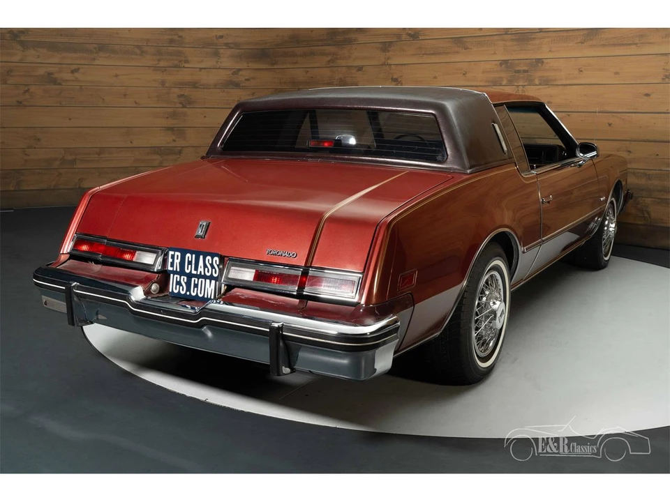 1985 Oldsmobile Toronado - Image 11 of 30