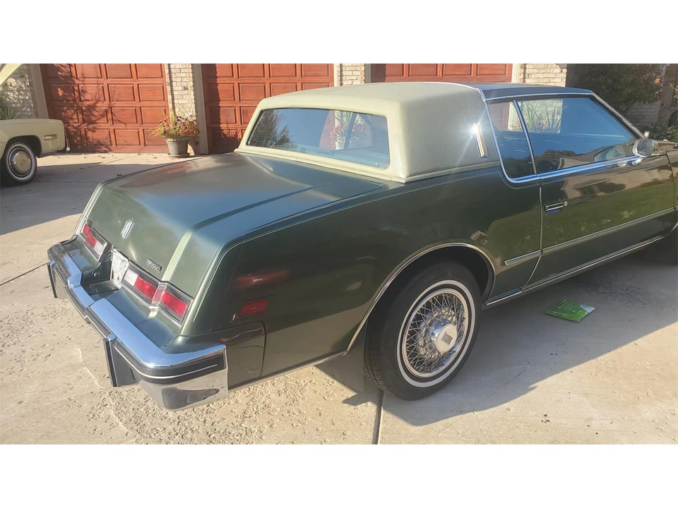 1985 Oldsmobile Toronado - Image 3 of 18