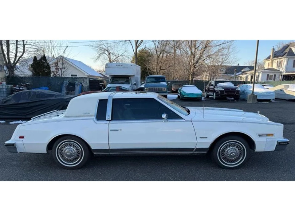 1985 Oldsmobile Toronado - Image 12 of 31