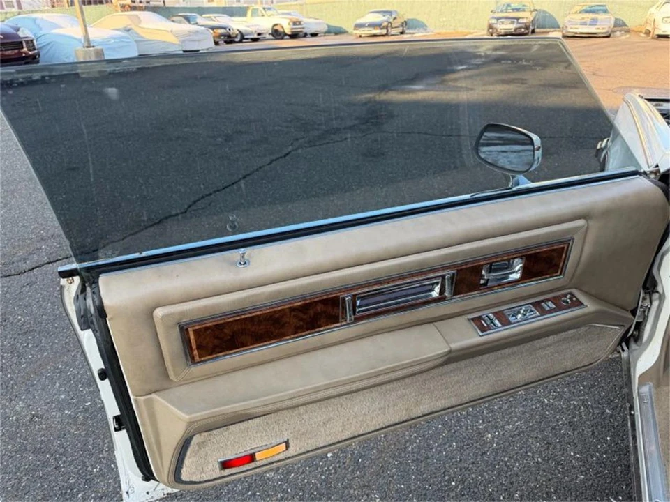 1985 Oldsmobile Toronado - Image 14 of 31