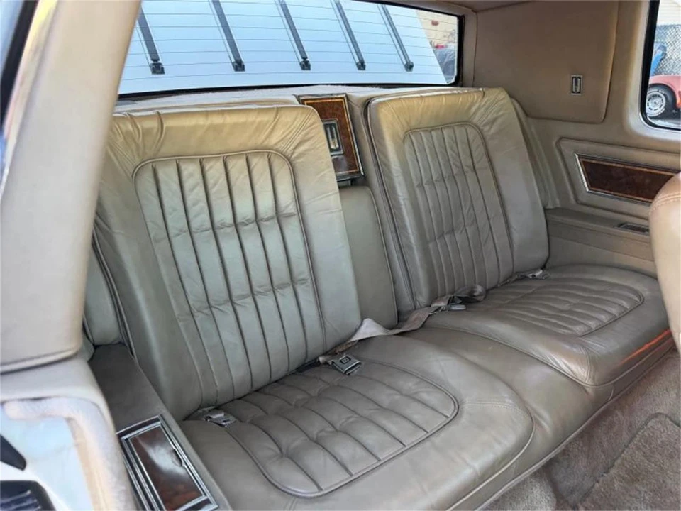1985 Oldsmobile Toronado - Image 23 of 31