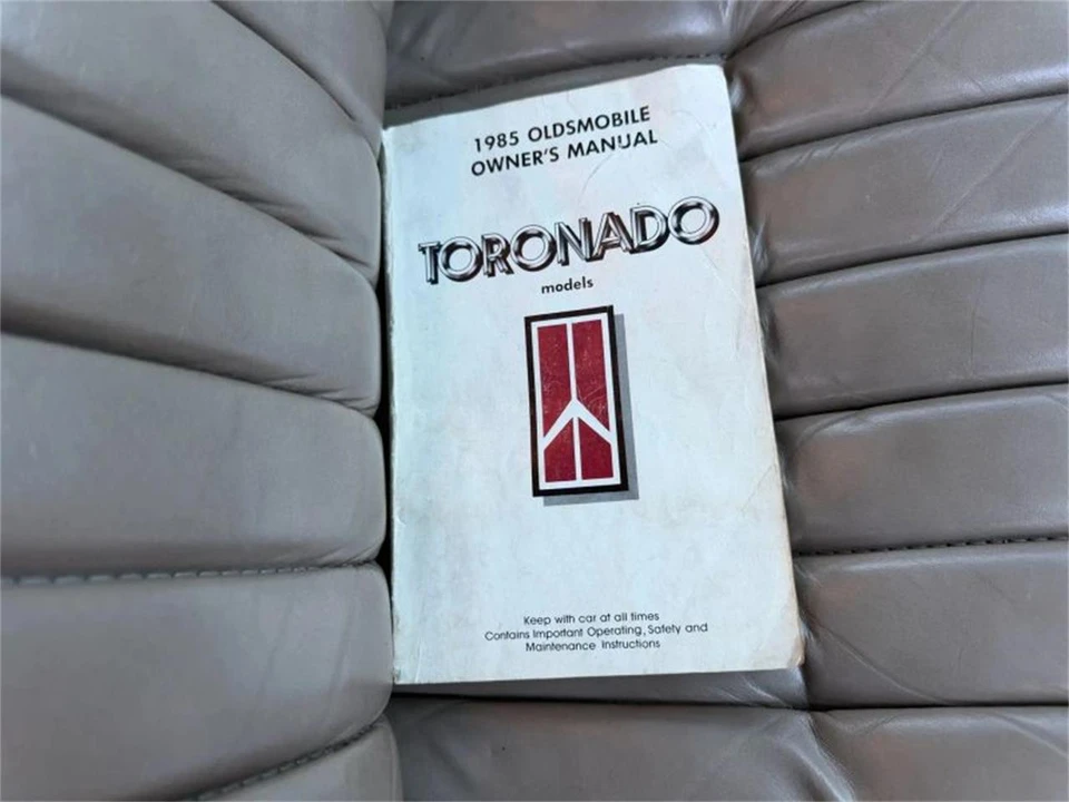 1985 Oldsmobile Toronado - Image 25 of 31