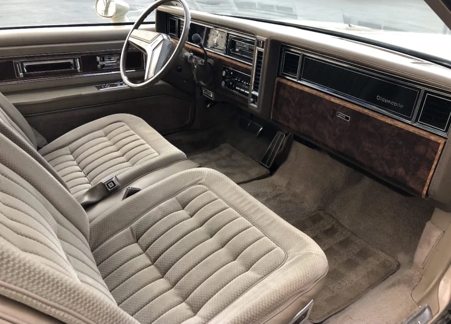 1985 Oldsmobile Toronado - Image 4 of 5