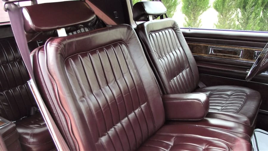 1985 Oldsmobile Toronado - Image 5 of 12