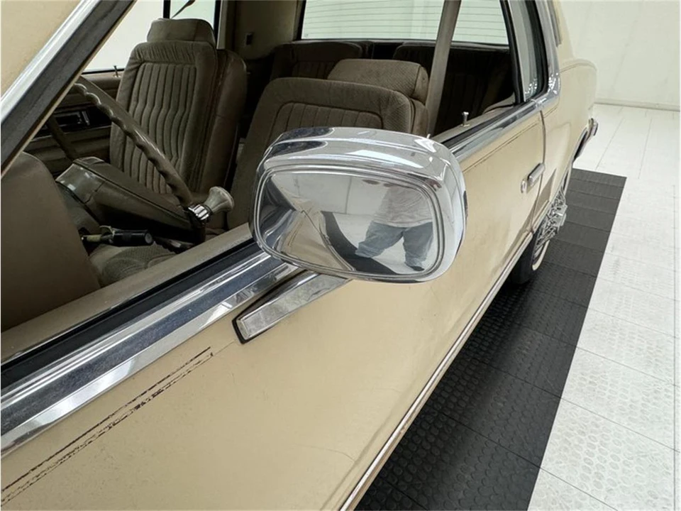 1985 Oldsmobile Toronado - Image 15 of 31