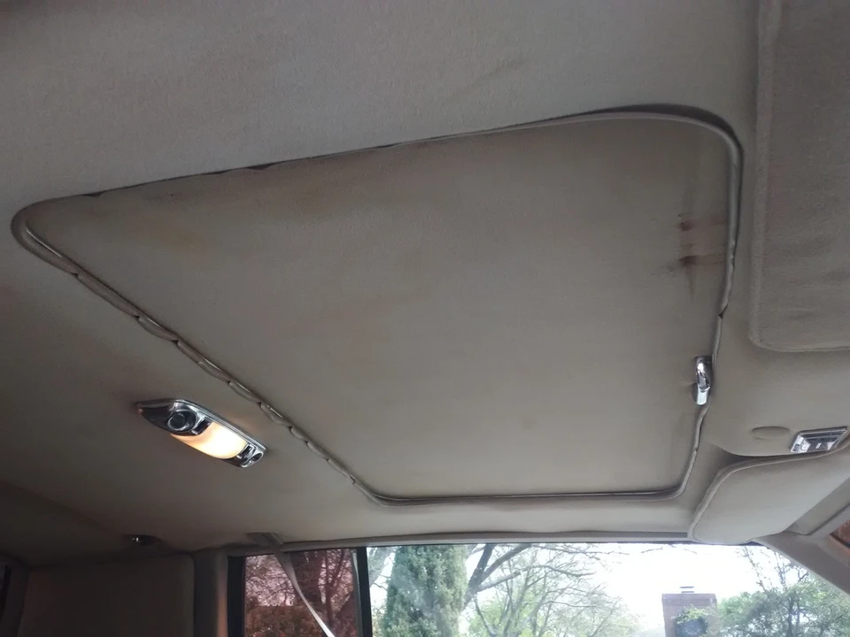 1985 Oldsmobile Toronado - Image 6 of 12