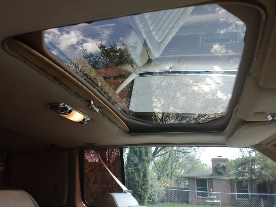 1985 Oldsmobile Toronado - Image 7 of 12