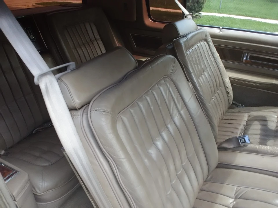 1985 Oldsmobile Toronado - Image 3 of 12