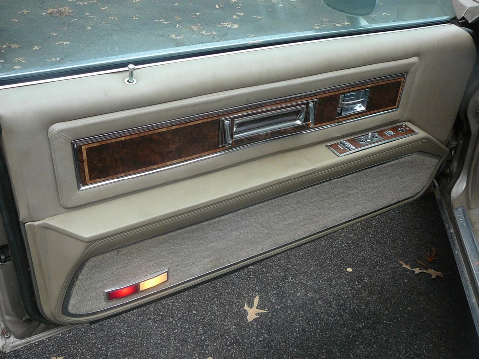 1985 Oldsmobile Toronado - Image 13 of 20