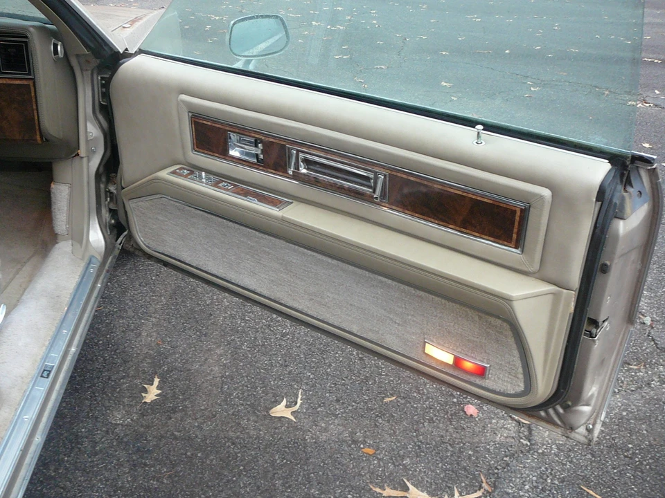 1985 Oldsmobile Toronado - Image 18 of 20