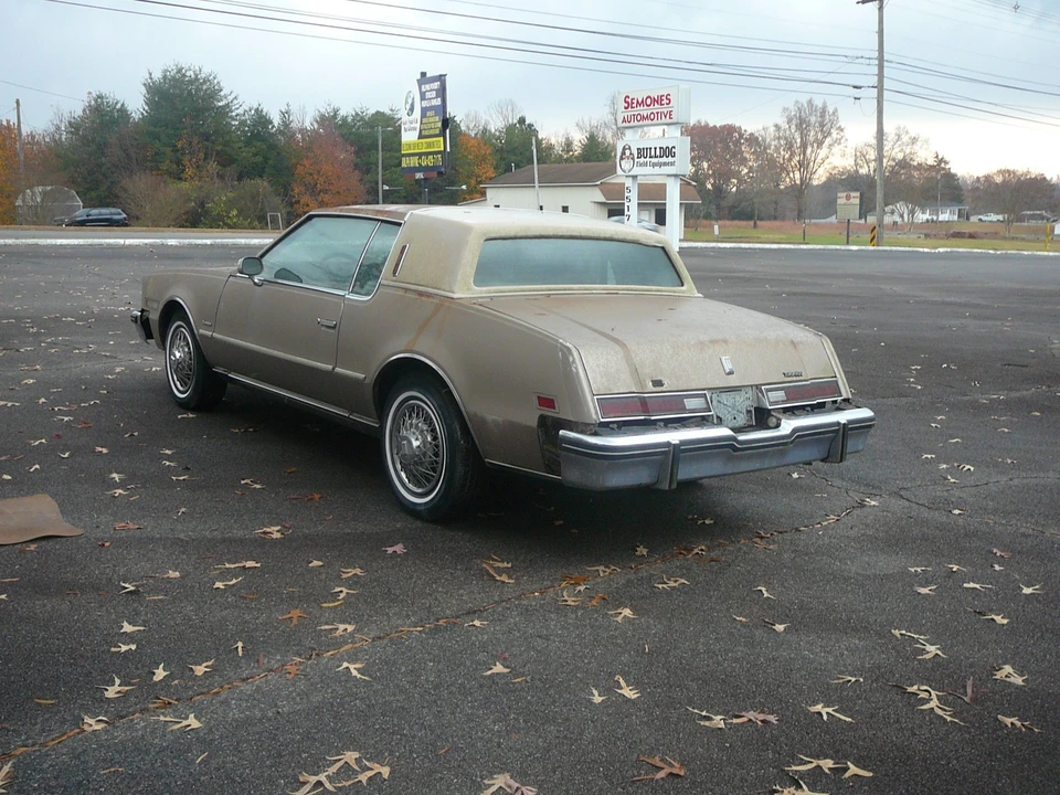 1985 Oldsmobile Toronado - Image 14 of 20