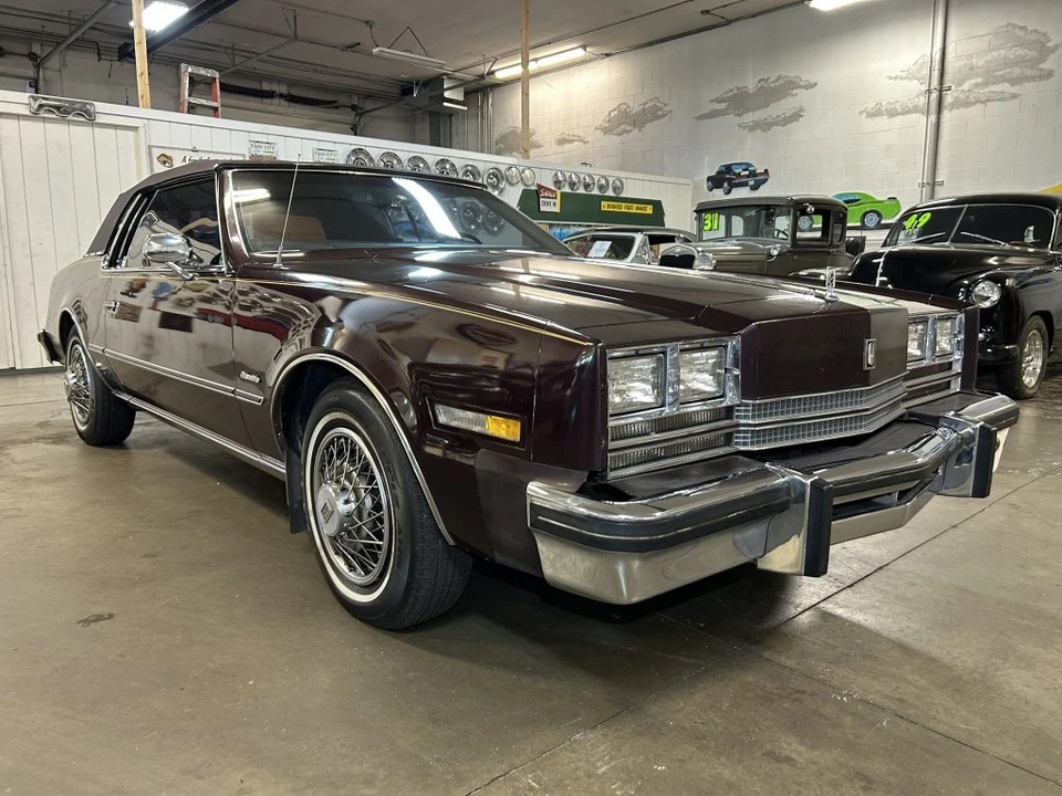 1985 Oldsmobile Toronado - Image 3 of 21