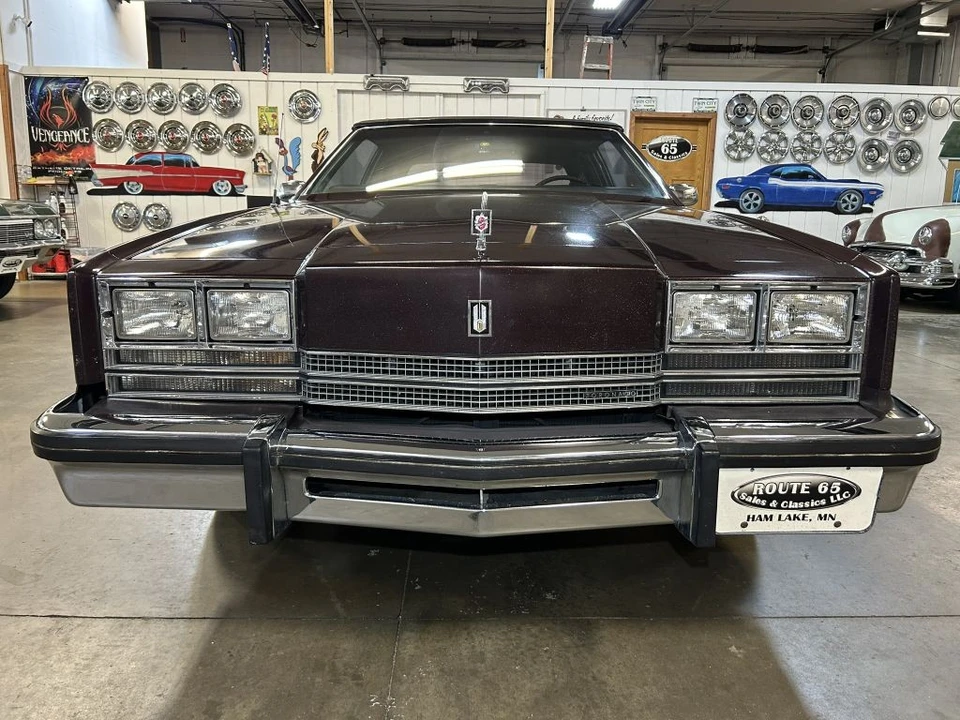 1985 Oldsmobile Toronado - Image 2 of 21