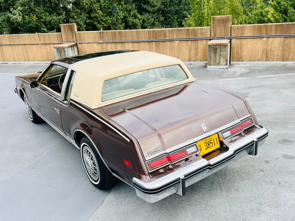 1985 Oldsmobile Toronado - Image 13 of 31