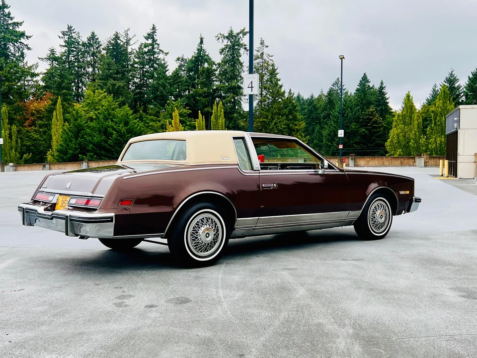 1985 Oldsmobile Toronado - Image 16 of 31