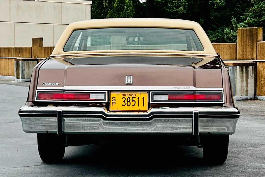 1985 Oldsmobile Toronado - Image 5 of 31