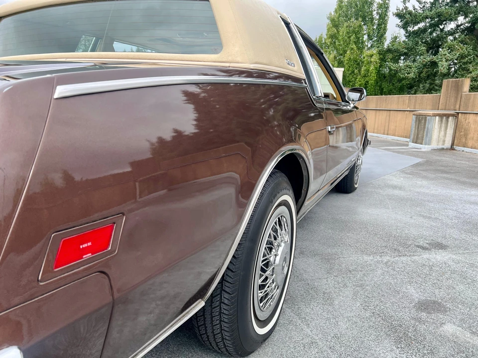 1985 Oldsmobile Toronado - Image 29 of 31