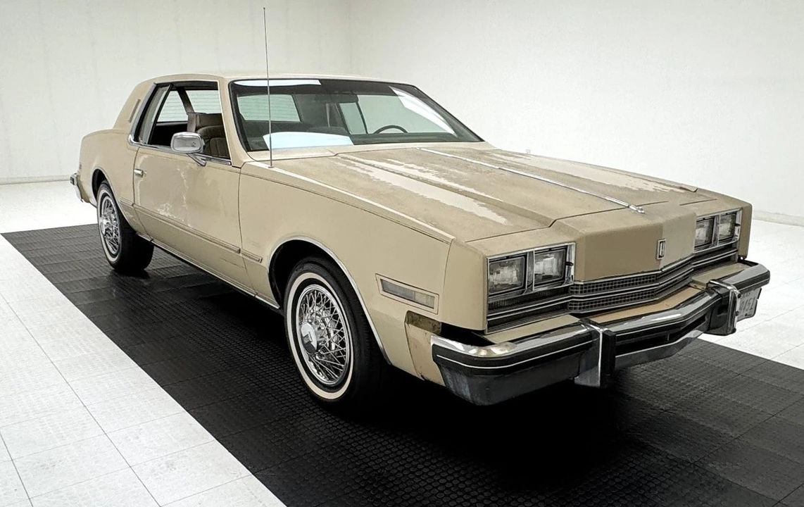 1985 Oldsmobile Toronado - Image 7 of 31