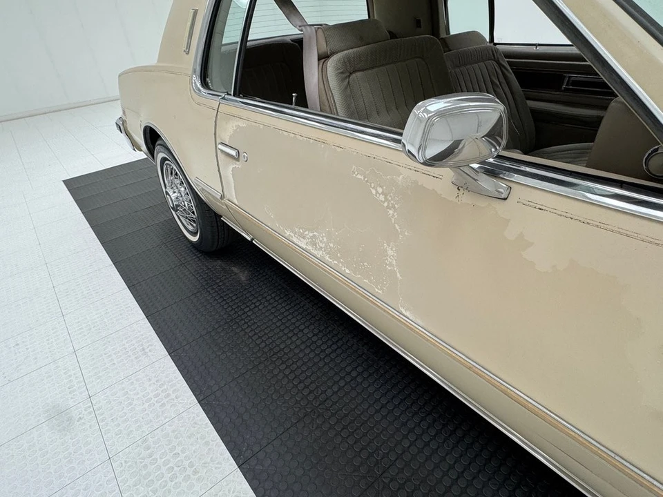 1985 Oldsmobile Toronado - Image 23 of 31