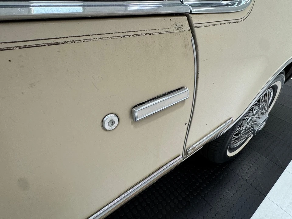 1985 Oldsmobile Toronado - Image 16 of 31