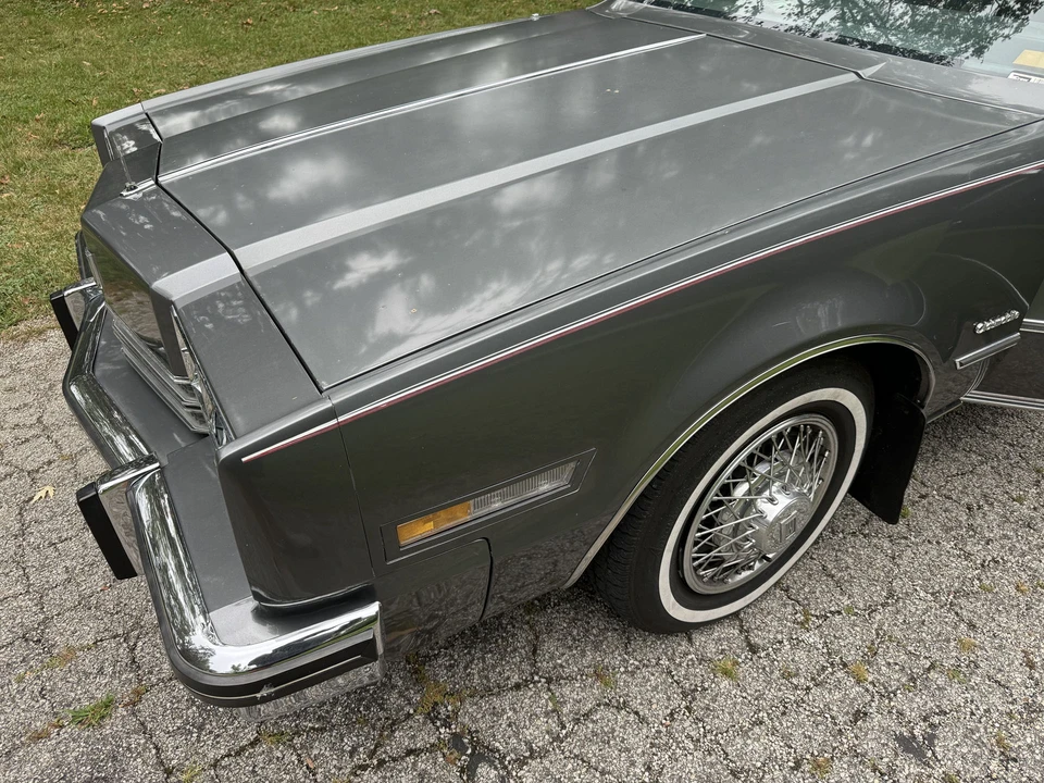 1985 Oldsmobile Toronado - Image 12 of 31