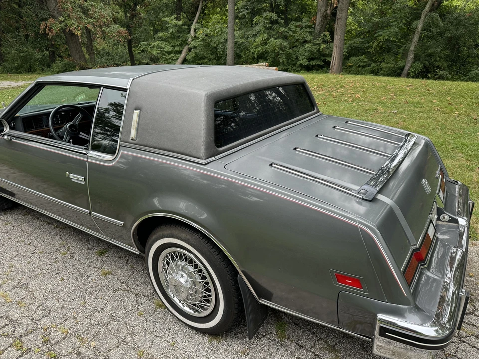 1985 Oldsmobile Toronado - Image 20 of 31
