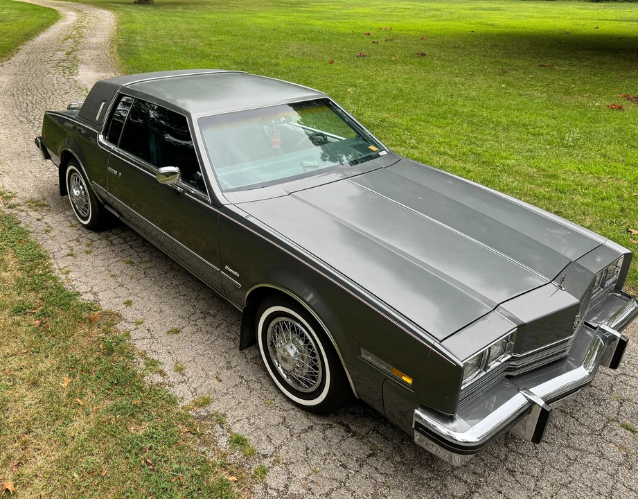 1985 Oldsmobile Toronado - Image 2 of 31
