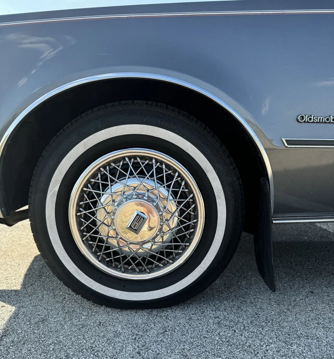 1985 Oldsmobile Toronado - Image 23 of 31