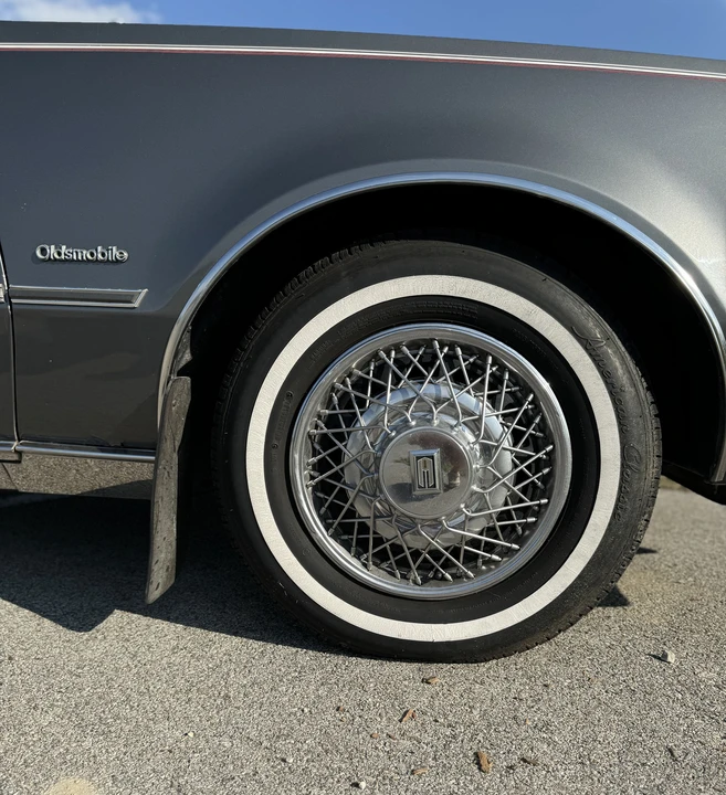 1985 Oldsmobile Toronado - Image 26 of 31