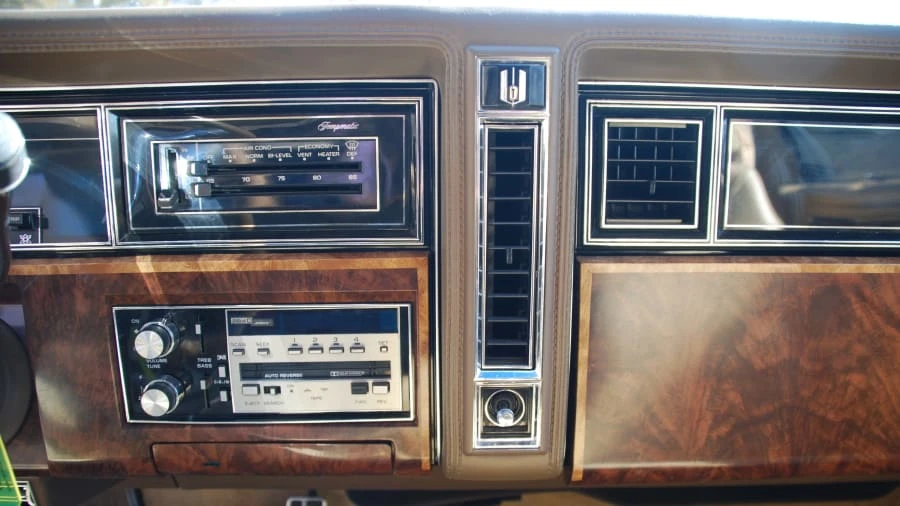 1985 Oldsmobile Toronado - Image 8 of 12