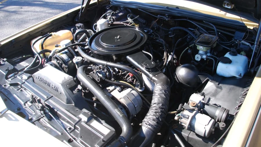 1985 Oldsmobile Toronado - Image 9 of 12