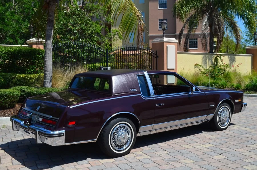 1985 Oldsmobile Toronado - Image 11 of 12