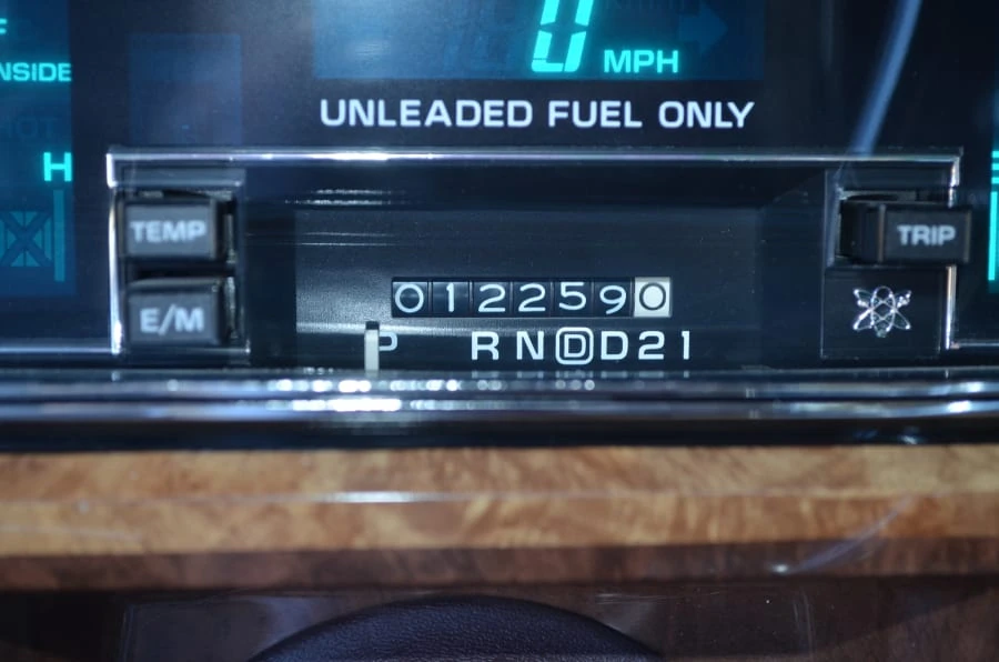 1985 Oldsmobile Toronado - Image 7 of 12