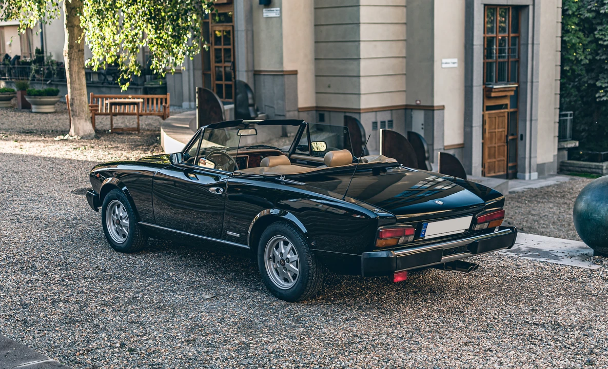 1985 Pininfarina - Image 17 of 31