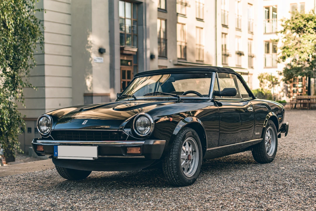 1985 Pininfarina - Image 2 of 31