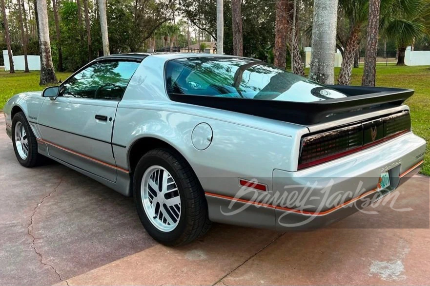 1985 Pontiac Firebird Trans Am 3rd Gen - Image 12 of 13