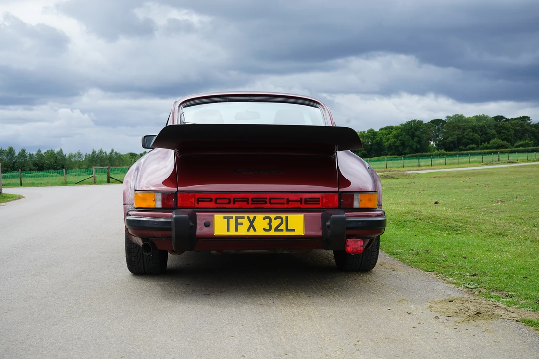 1985 Porsche 911 Carrera 3.2 - Image 7 of 31