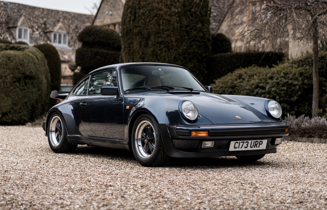 1985 Porsche 911 Carrera 3.2 - Image 2 of 31