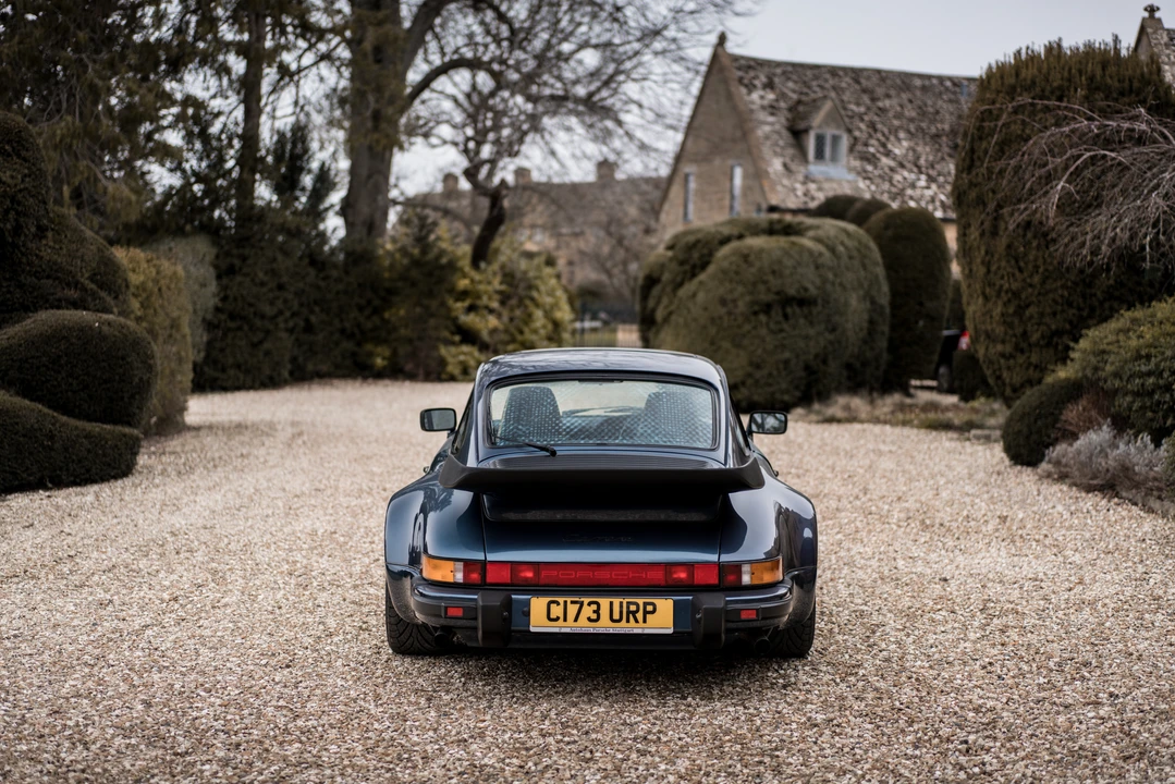 1985 Porsche 911 Carrera 3.2 - Image 11 of 31