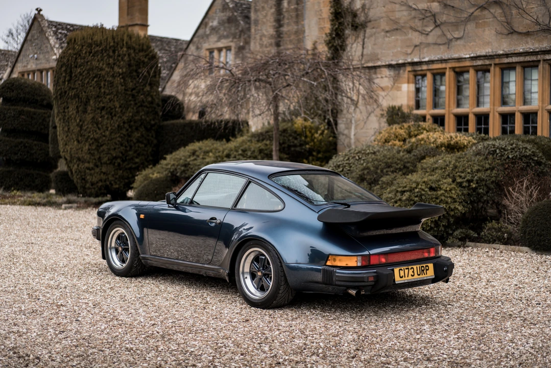 1985 Porsche 911 Carrera 3.2 - Image 9 of 31