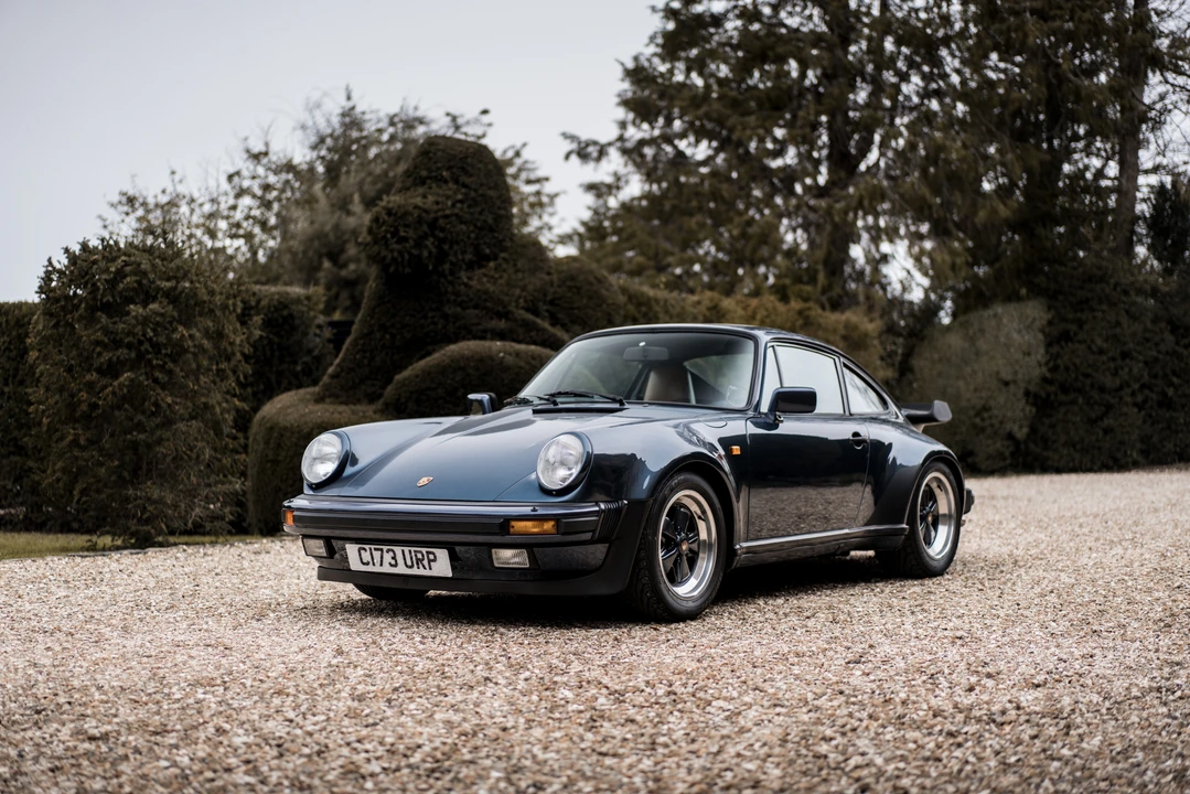 1985 Porsche 911 Carrera 3.2 - Image 5 of 31
